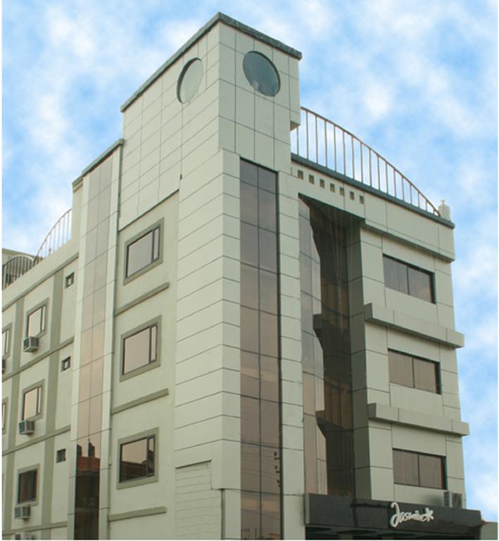 Hotel Jasmine Haridwar Ngoại thất bức ảnh