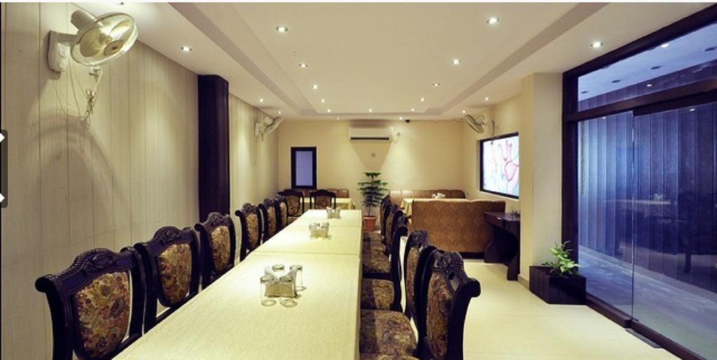 Hotel Jasmine Haridwar Ngoại thất bức ảnh