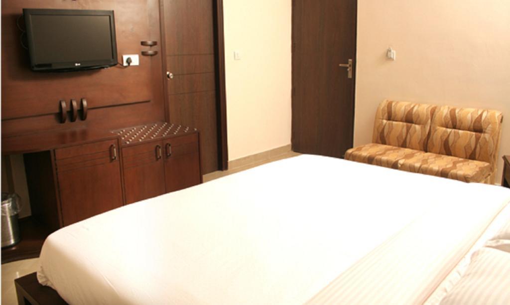 Hotel Jasmine Haridwar Ngoại thất bức ảnh
