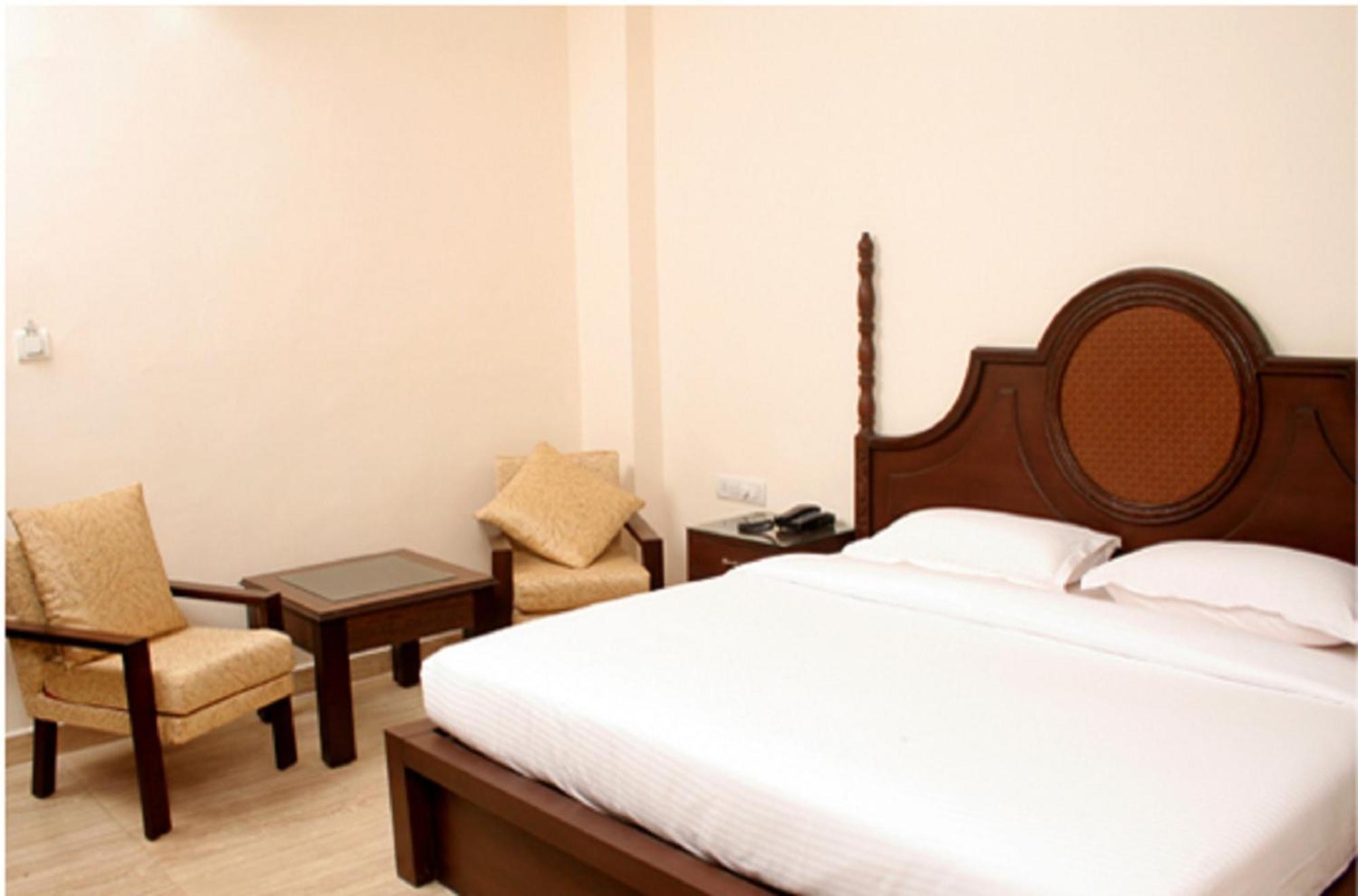 Hotel Jasmine Haridwar Ngoại thất bức ảnh
